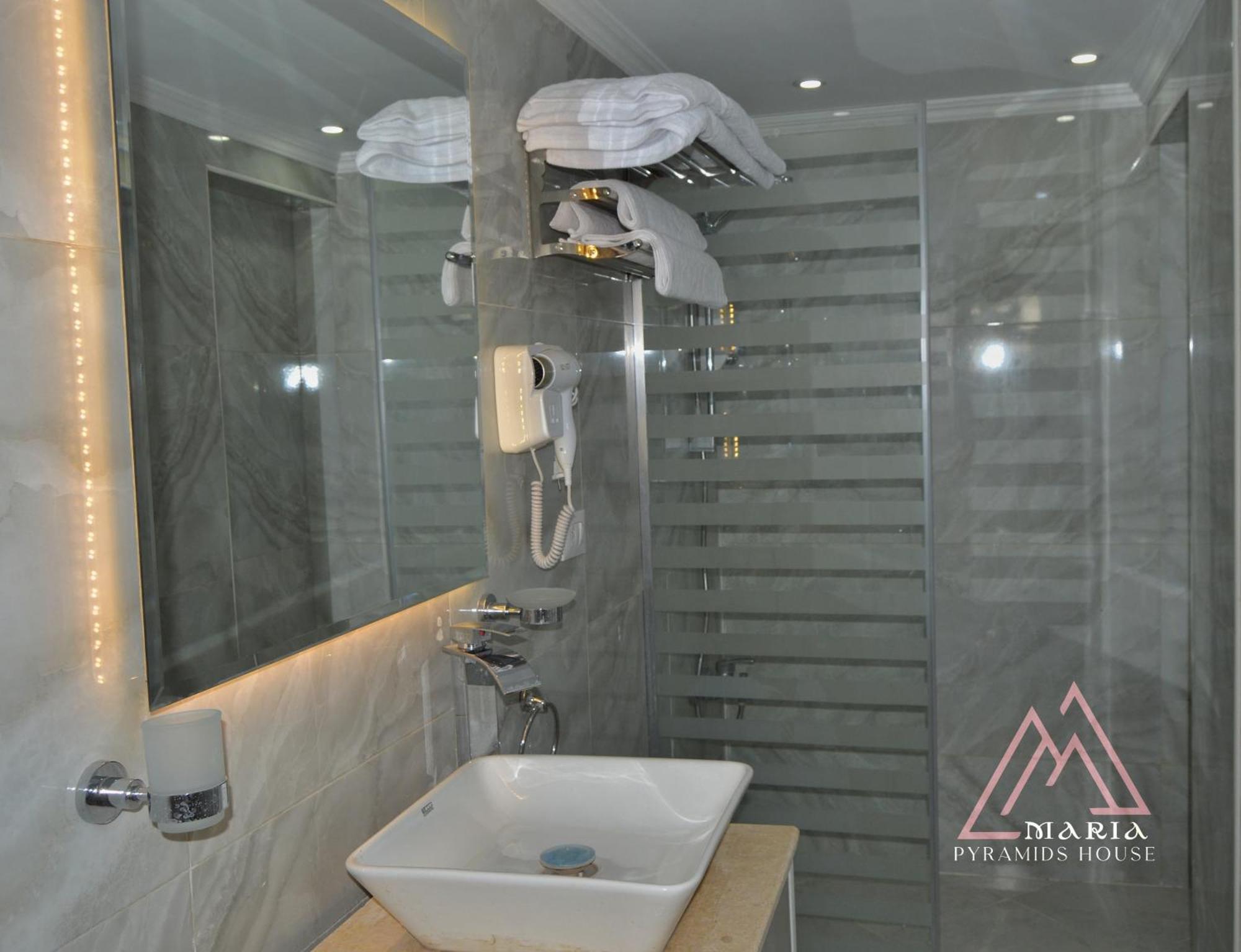 Kafret el-Gabal Maria Pyramids House酒店 外观 照片