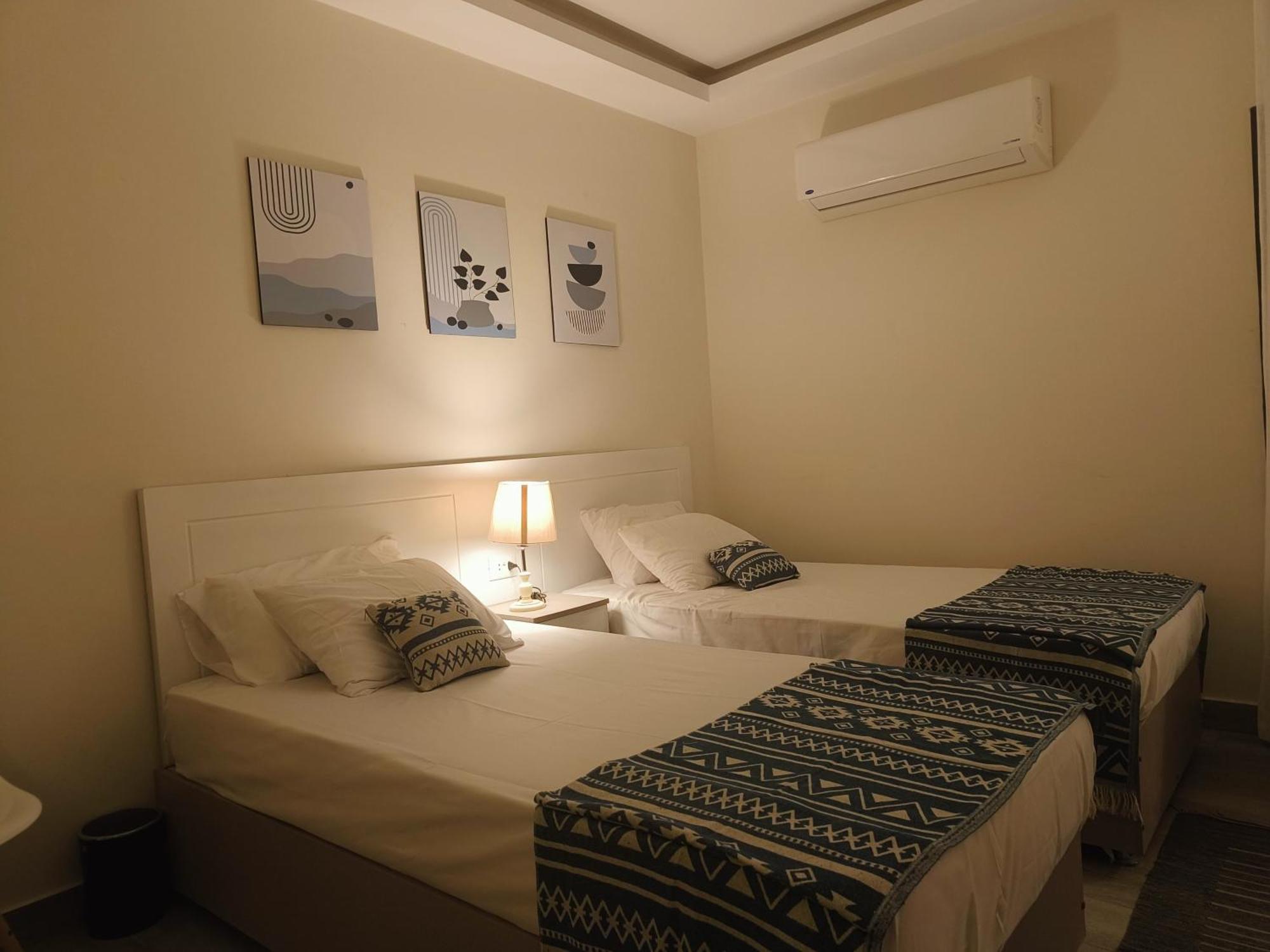 Kafret el-Gabal Maria Pyramids House酒店 外观 照片
